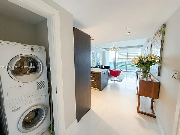 200 Biscayne Boulevard Way #4310 — Photo 8