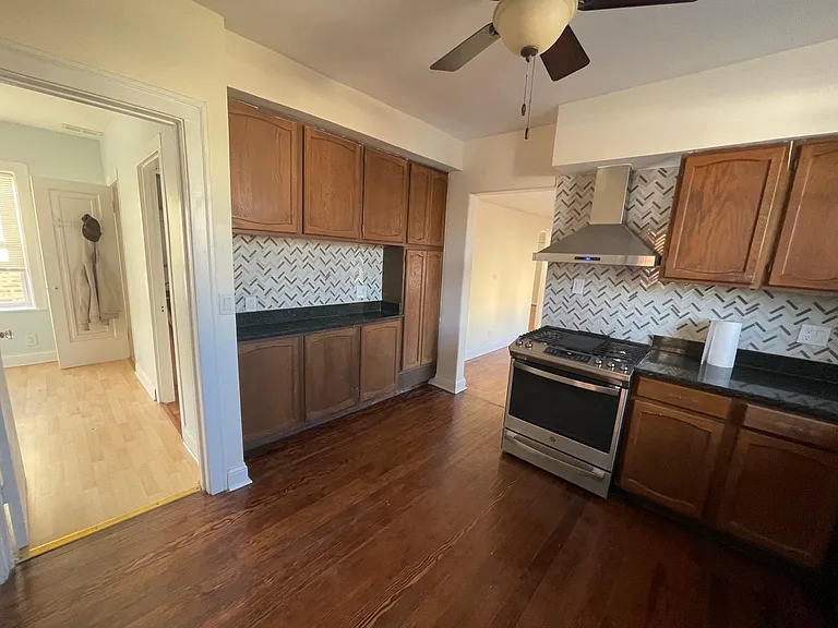 5739 N Francisco Ave #2 — Photo 29