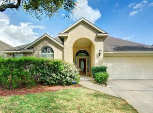 17350 Bending Post Dr, Houston, TX 77095