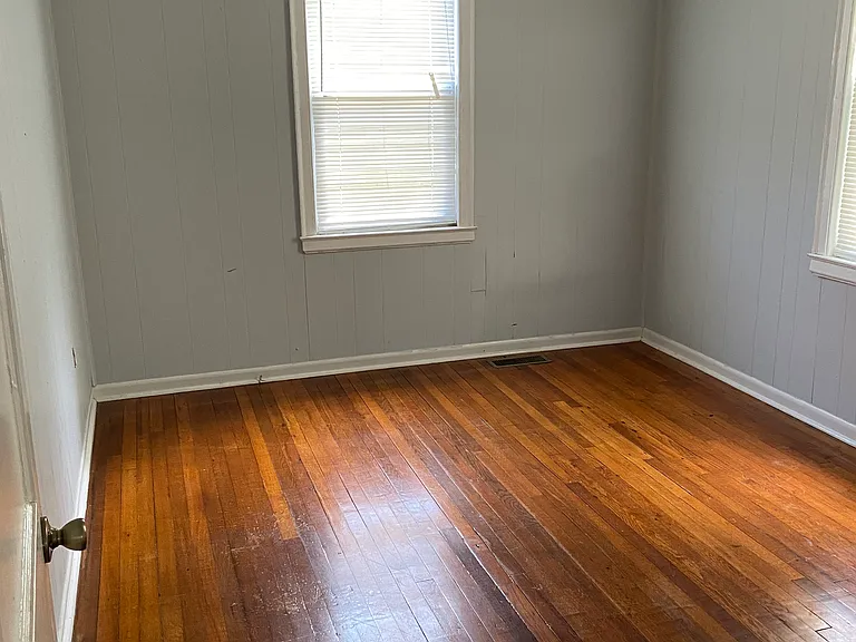 31 Yeadon Ave #A — Photo 7