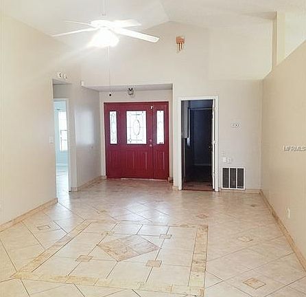 4th image of 2158 Grasmere Dr
