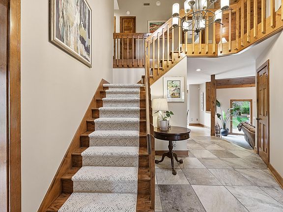 4th image of 8573 Crail Ct