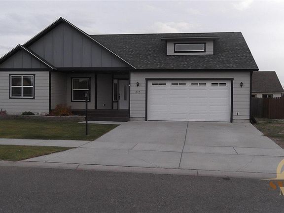2nd image of 285 Cedar Wood Cir