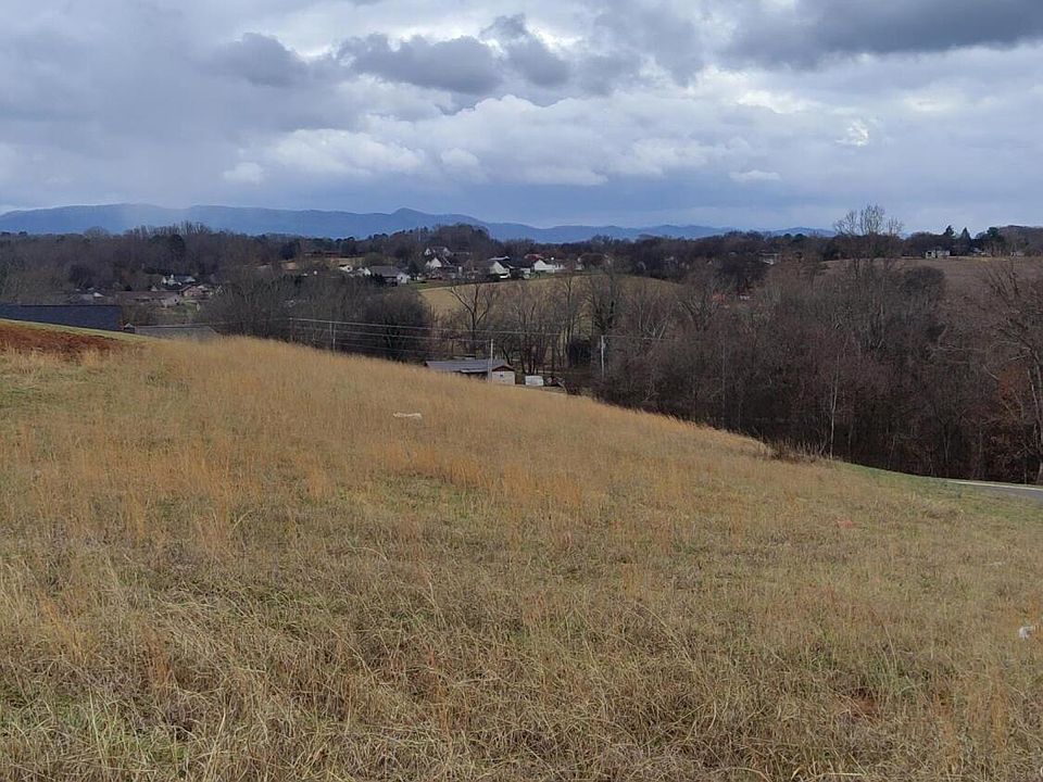 2nd image of Mountain Vista Ln