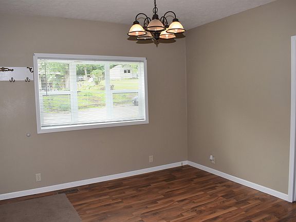 2nd image of 623 8th Ave