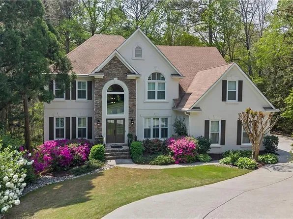 690 Abbeywood Dr, Roswell, GA 30075