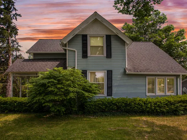 519 S Whitmore Rd, Hastings, MI 49058