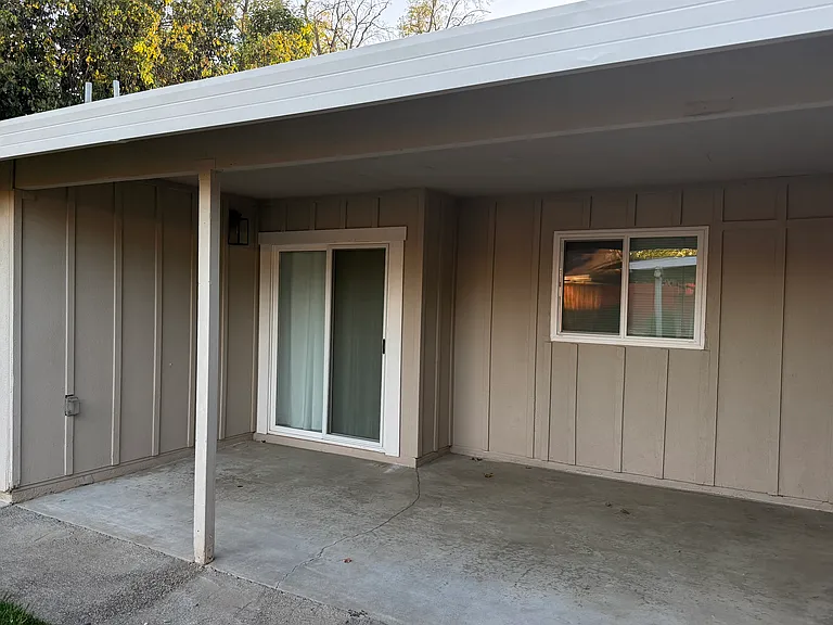 Loretto Dr — Photo 21