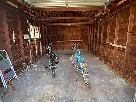 single car garage