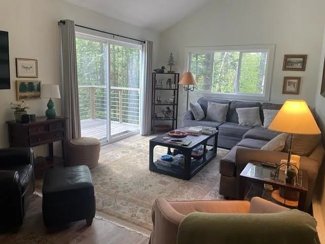 10 Fairway Dr — Photo 6