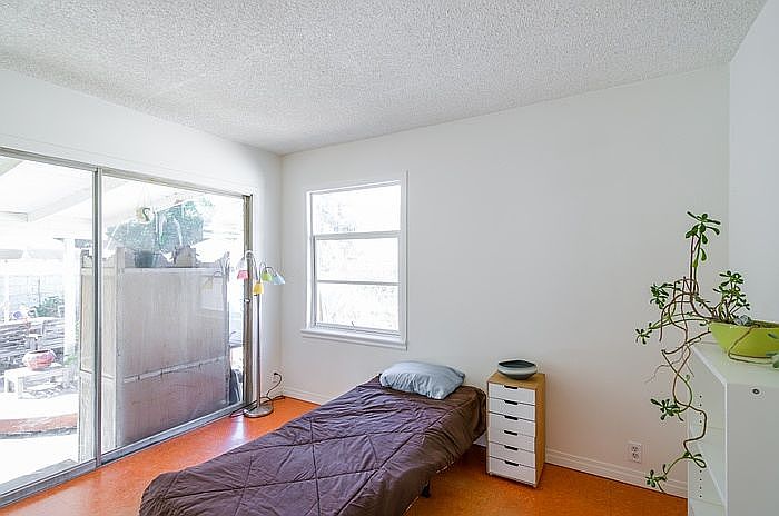 2nd image of 6557 Alcove Ave
