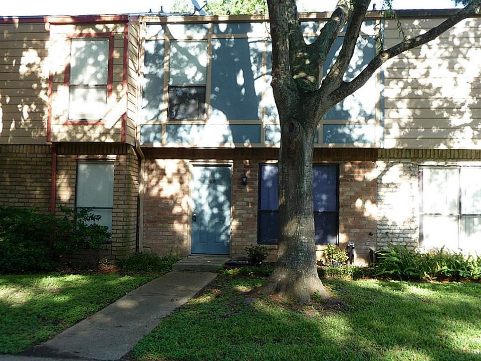 1st image of 2404 Miramar Ct #2404