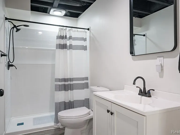 425 Knollwood Dr — Photo 28