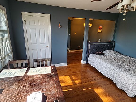 5th image of 19 King Arthur Ct APT 8