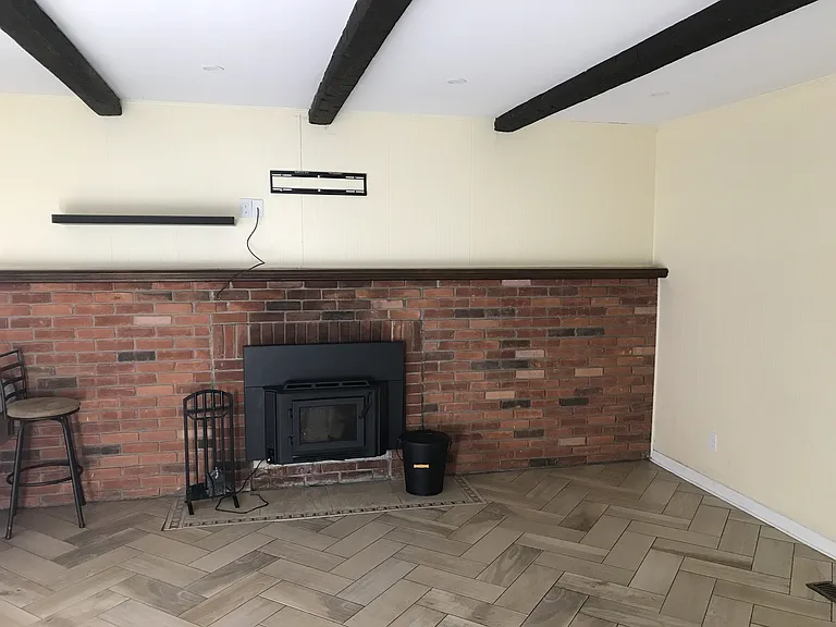 8485 Forrest Dr — Photo 5