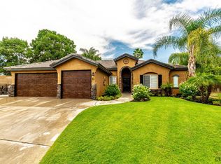 9704 Autumn Serenade Ct, Bakersfield, CA 93312
