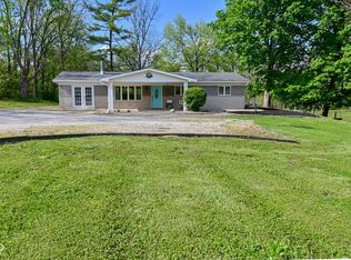 296 W Greencastle Rd, Mooresville, IN 46158
