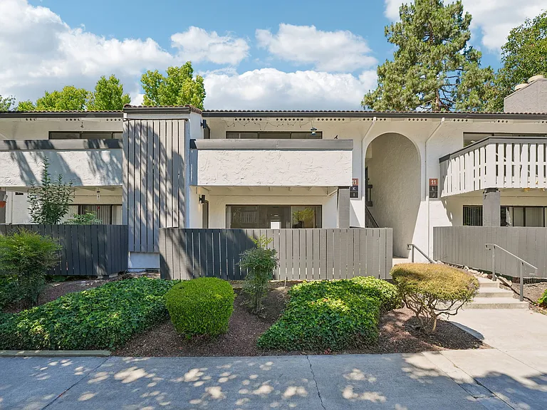 Summerwood Apartments — Photo 45