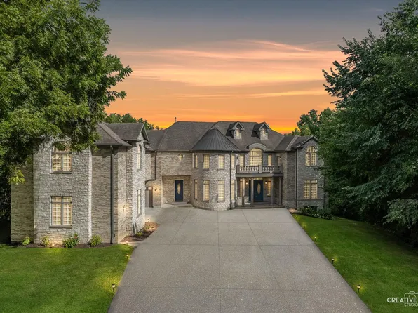 62 Timber View Ln, Yorkville, IL 60560