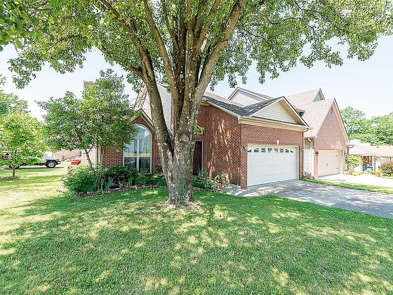 3196 Stonecase Dr — Photo 22