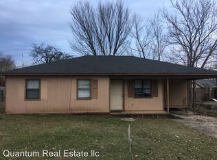 132 E Lincoln St, Greenwood, AR 72936