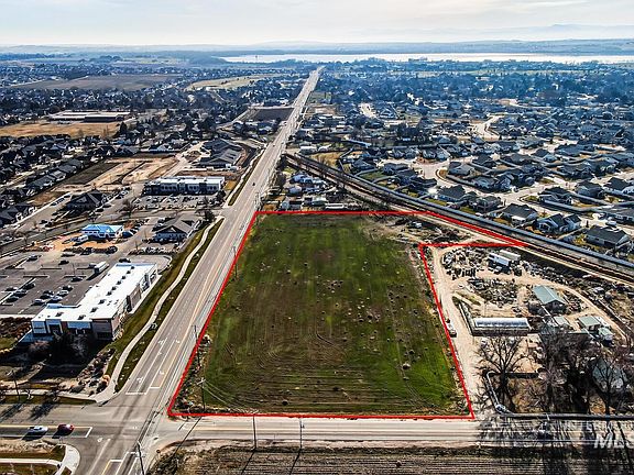 2nd image of 905 S Middleton Rd