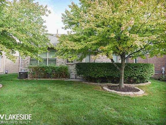 3rd image of 6678 Copper Creek Dr