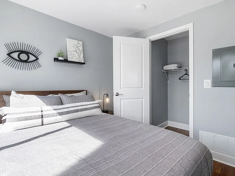 567 Riverview Apartments — Photo 6