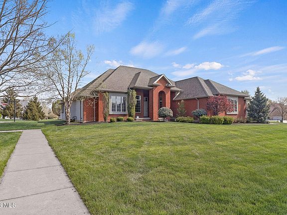 2nd image of 15620 Brookfield Hts
