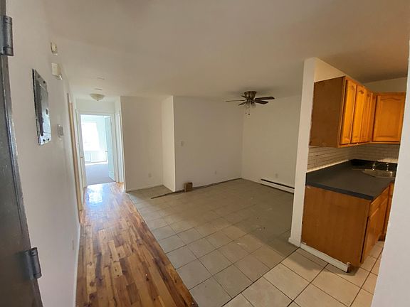 5th image of 153 Beach 26th St Floor 2