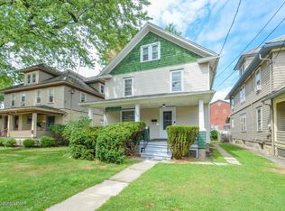 820 Ann St, Stroudsburg, PA 18360