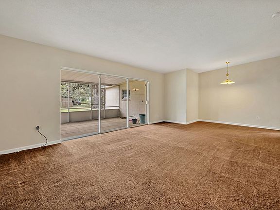 4th image of 1203 Lindenwood Ln