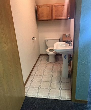 3rd image of 318 N 1st St #18593809