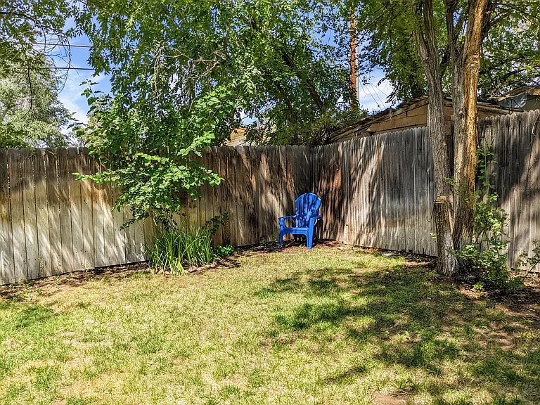 Aspen St — Photo 31