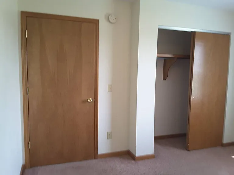 216 Stonewall Ct — Photo 45
