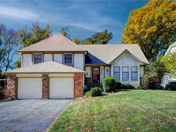 10220 Gillette St, Lenexa, KS 66215