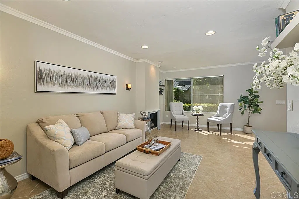 3 bed, 1472 sqft, $4,700 — Photo 4