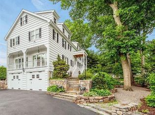 159 Greens Farms Rd, Westport, CT 06880