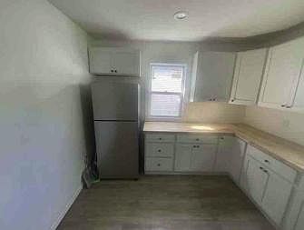 3rd image of 1496-1498 E 118th St