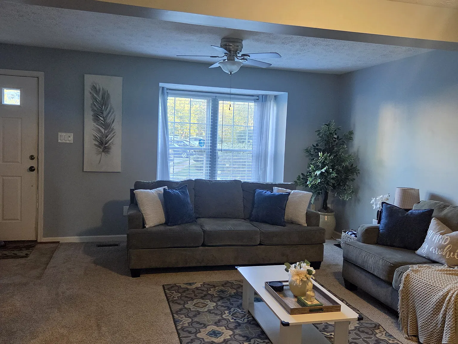 2 bed, 2.5 bath, 2208 sqft, $2,800 — Photo 4