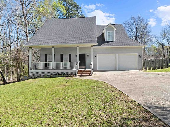 2nd image of 151 Tara Pl