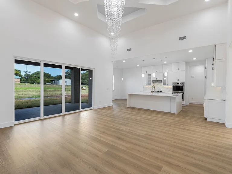 1001 Henry Way — Photo 10