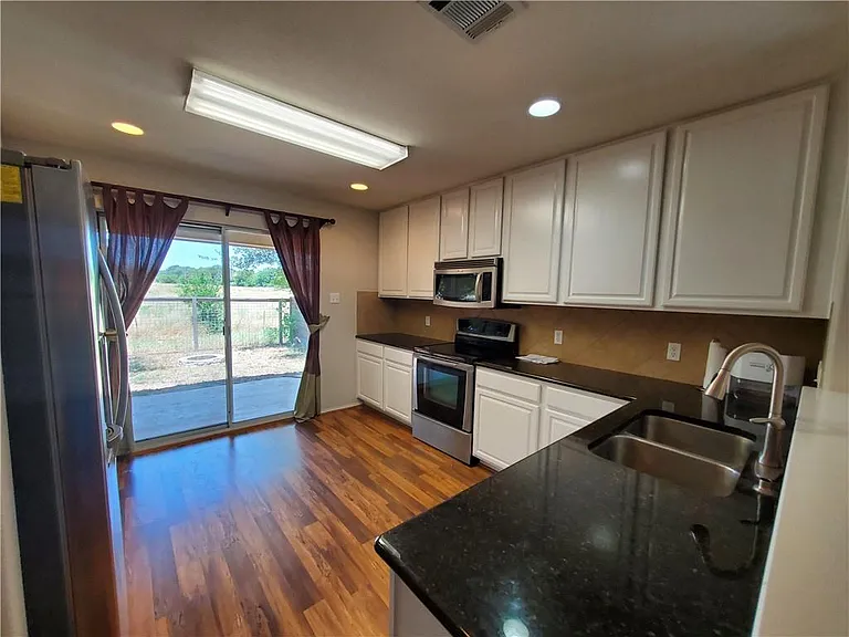 11208 Ashbrook Dr — Photo 6