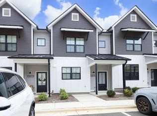 5615 Johnson Woods Ct, Raleigh, NC 27609