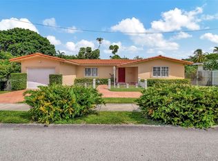 3925 SW 6th St, Miami, FL 33134