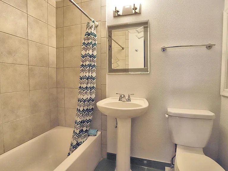 7475 Little River Tpke #101 — Photo 10
