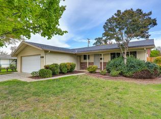 9113 Rosewood Dr, Sacramento, CA 95826