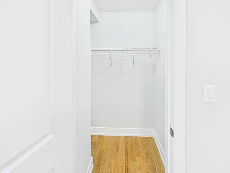 2819 W 25th St #2 — Photo 18