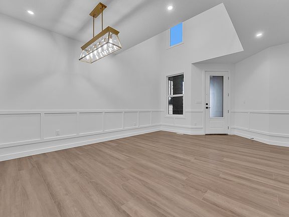 2nd image of 2 Fern Close