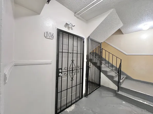 (undisclosed Address), Van Nuys, CA 91405